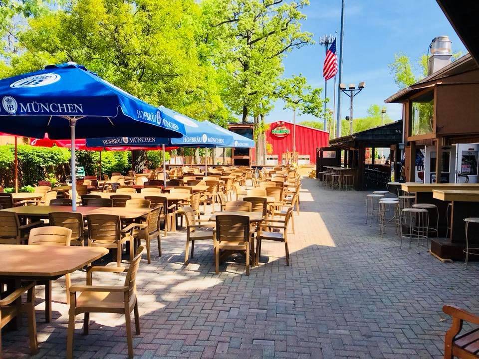 Jesse Oaks Food & Drink | restaurant | 1772, 18490 W Old Gages Lake Rd, Gages Lake, IL 60030, USA | 8472232575 OR +1 847-223-2575