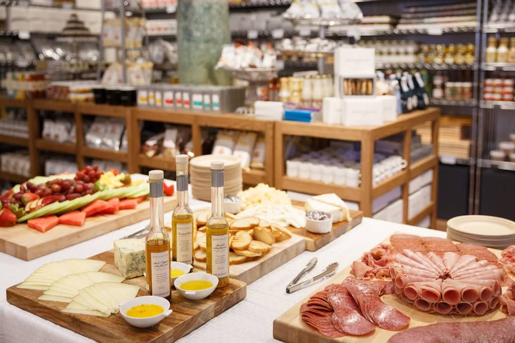 DEAN & DELUCA | meal takeaway | 2233 Kalakaua Avenue Building B # B110F, Honolulu, HI 96815, USA | 8084921015 OR +1 808-492-1015