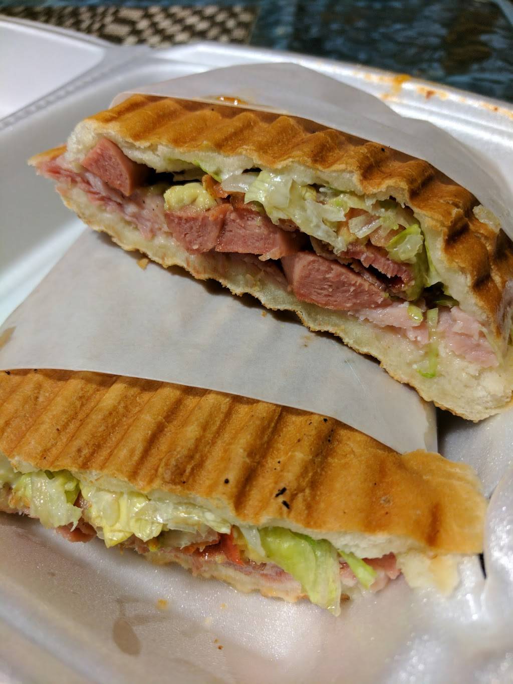 Taqueria El Premio Mayor | restaurant | 3141 N Maroa Ave, Fresno, CA 93704, USA | 5592277281 OR +1 559-227-7281