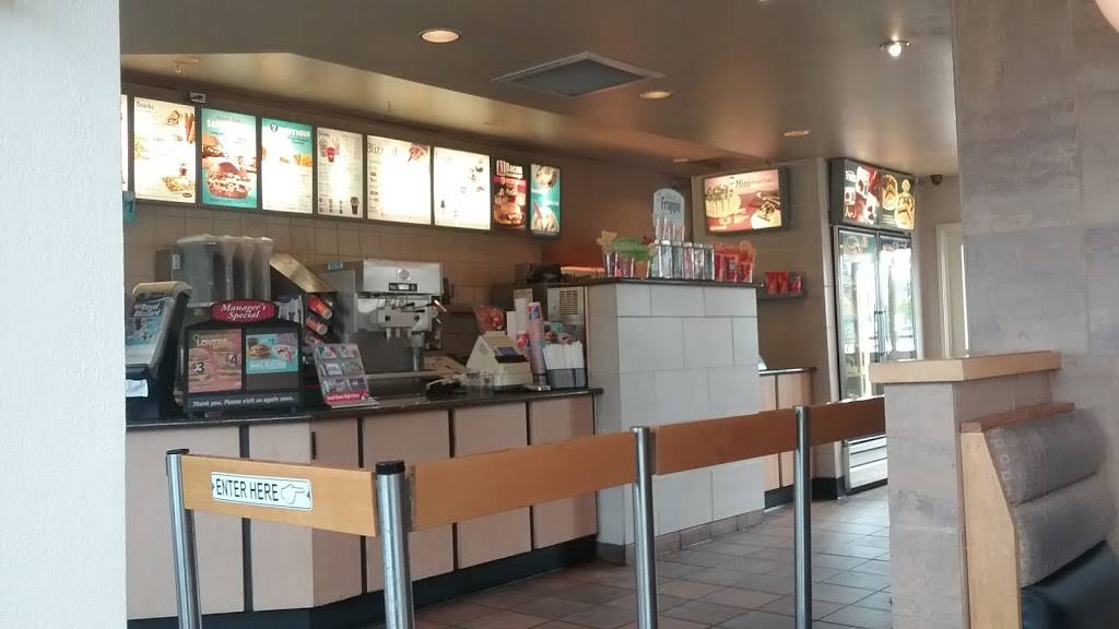 Dairy Queen Grill & Chill | restaurant | 10004 NE 137th St, Kirkland, WA 98034, USA | 4258206805 OR +1 425-820-6805