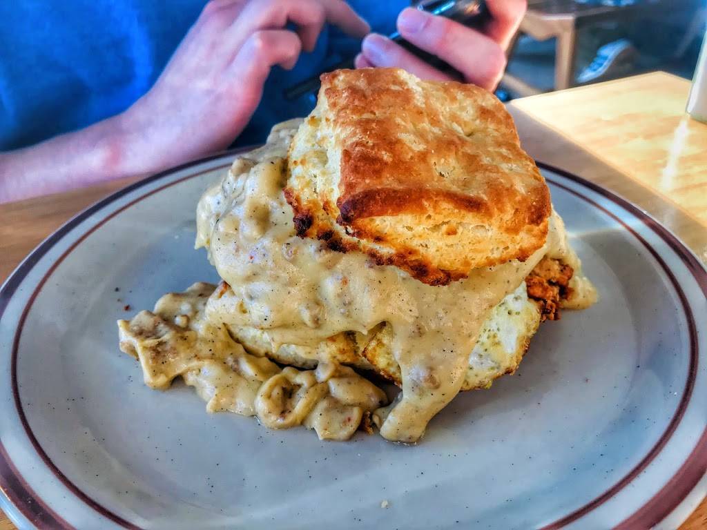 Fats Chicken and Waffles | restaurant | 2726 E Cherry St, Seattle, WA 98122, USA | 2066026863 OR +1 206-602-6863