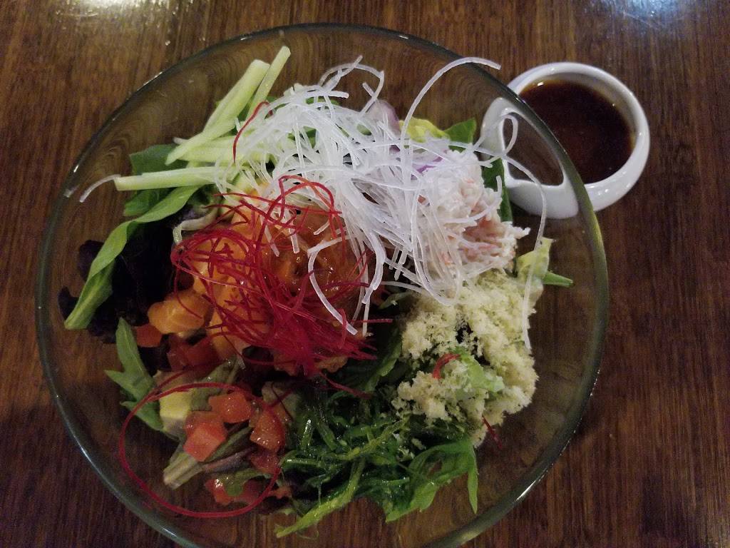 MUGEN SUSHI | restaurant | 18601 Hwy 99 #100, Lynnwood, WA 98037, USA | 4256400505 OR +1 425-640-0505