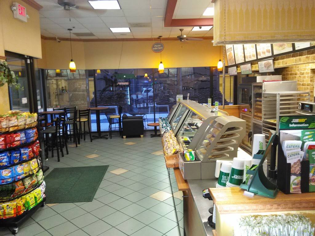 Subway Restaurants | restaurant | 1776 G St NW, Washington, DC 20006, USA | 2028980520 OR +1 202-898-0520