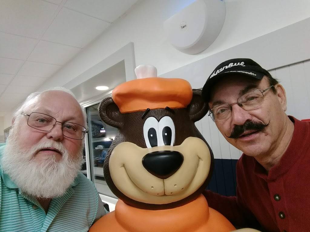 Long John Silvers | restaurant | 3702 Brady St, Davenport, IA 52806, USA | 5633863262 OR +1 563-386-3262