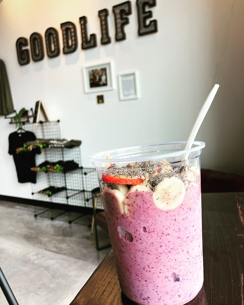 Goodlife Organic Kitchen | restaurant | 420 Woodland St, Nashville, TN 37206, USA | 6158914512 OR +1 615-891-4512