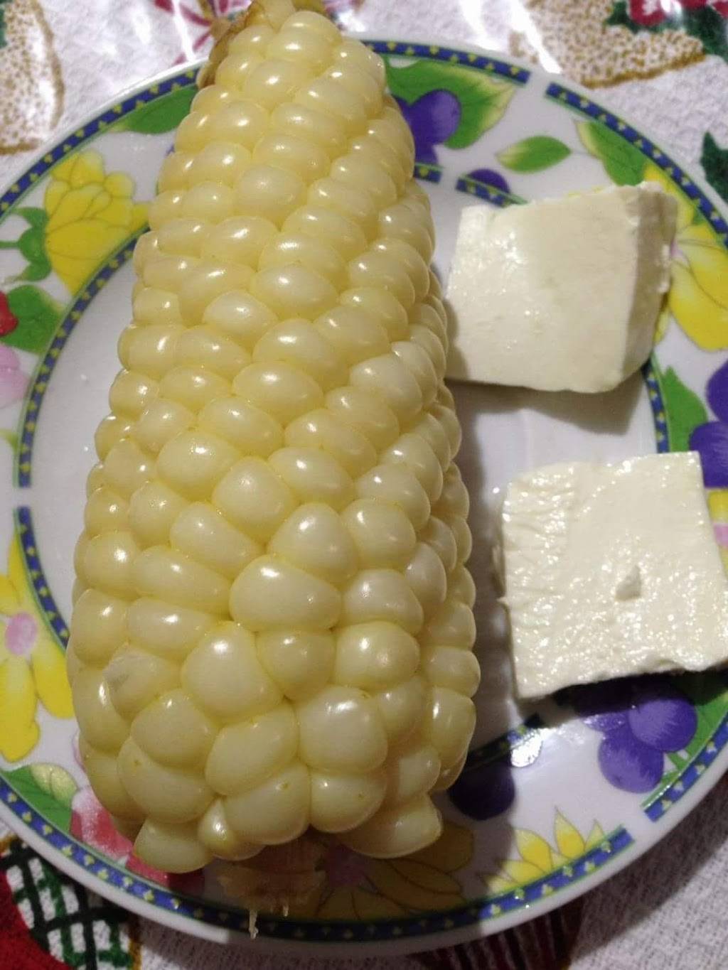 Mistys Restaurant & Bar | restaurant | 277 Main St, West Orange, NJ 07052, USA | 9732430052 OR +1 973-243-0052