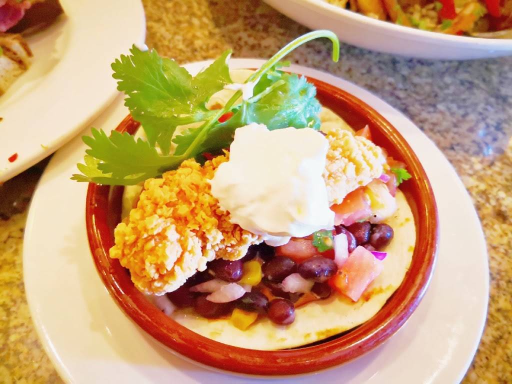 The Pickle Barrel | restaurant | 1 Bass Pro Mills Dr, Concord, ON L4K 5W4, Canada | 9056692524 OR +1 905-669-2524