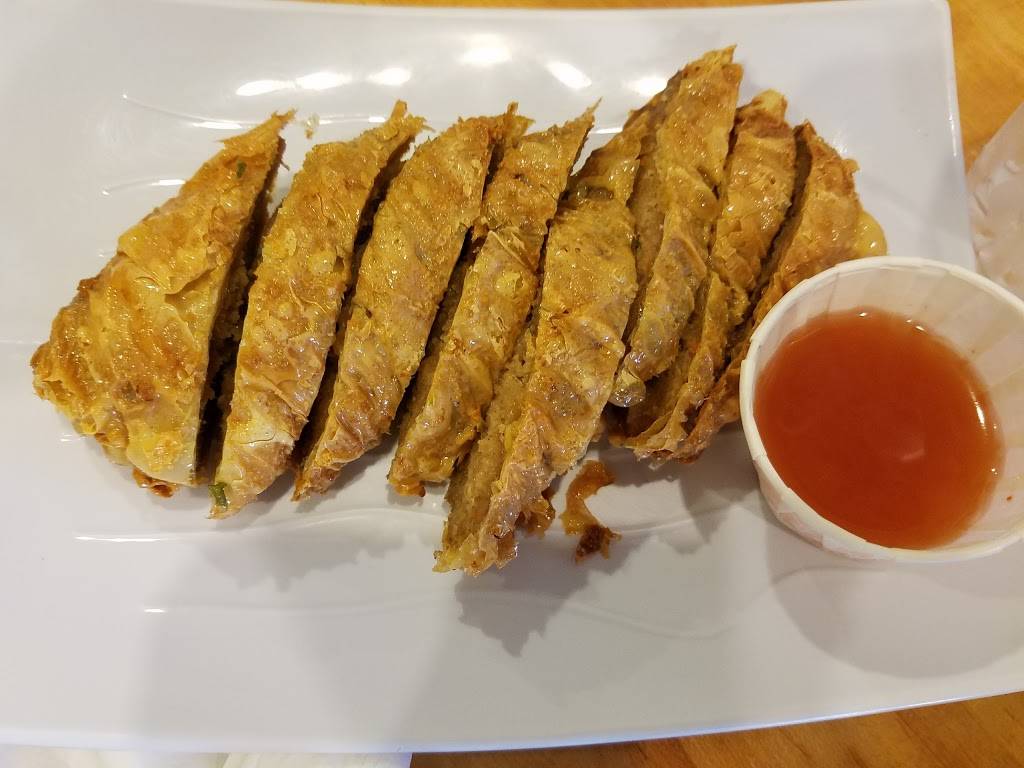 Mami King Restaurant | restaurant | 22222 S Main St, Carson, CA 90745, USA | 3108303828 OR +1 310-830-3828