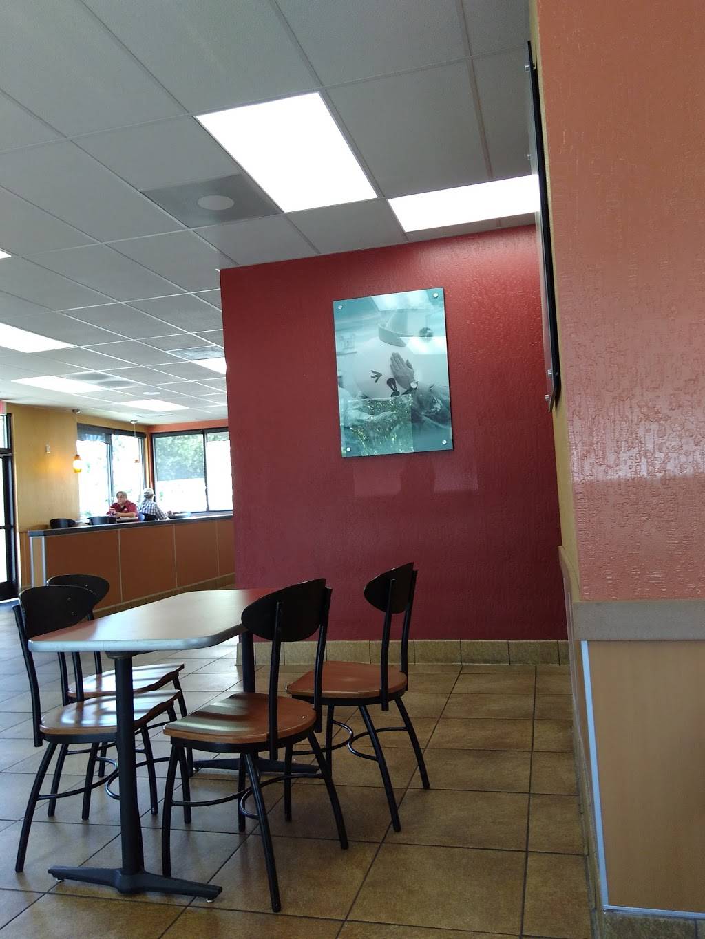 Jack in the Box | restaurant | 1030 Tharp Rd, Yuba City, CA 95993, USA | 5306733283 OR +1 530-673-3283