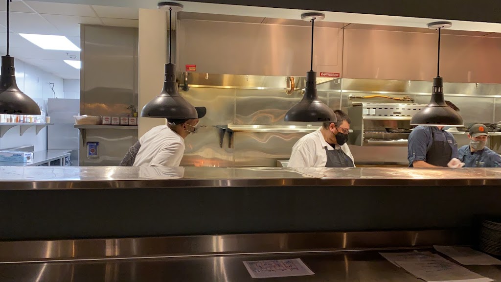 The Cove Restaurant | restaurant | 5731 SE Columbia Way, Vancouver, WA 98661, USA | 3603605000 OR +1 360-360-5000