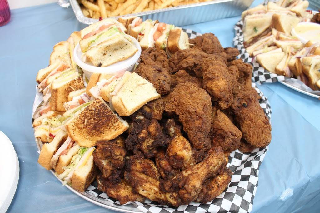 The Coaches Box | restaurant | 705 Oriole Blvd, Duncanville, TX 75116, USA | 9725722266 OR +1 972-572-2266