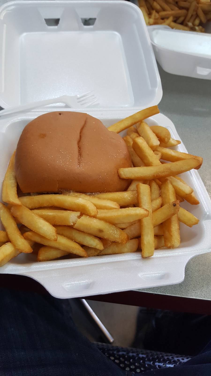 North End Burgers | restaurant | 605 Brock St N #3, Whitby, ON L1N 9S8, Canada | 9056686998 OR +1 905-668-6998