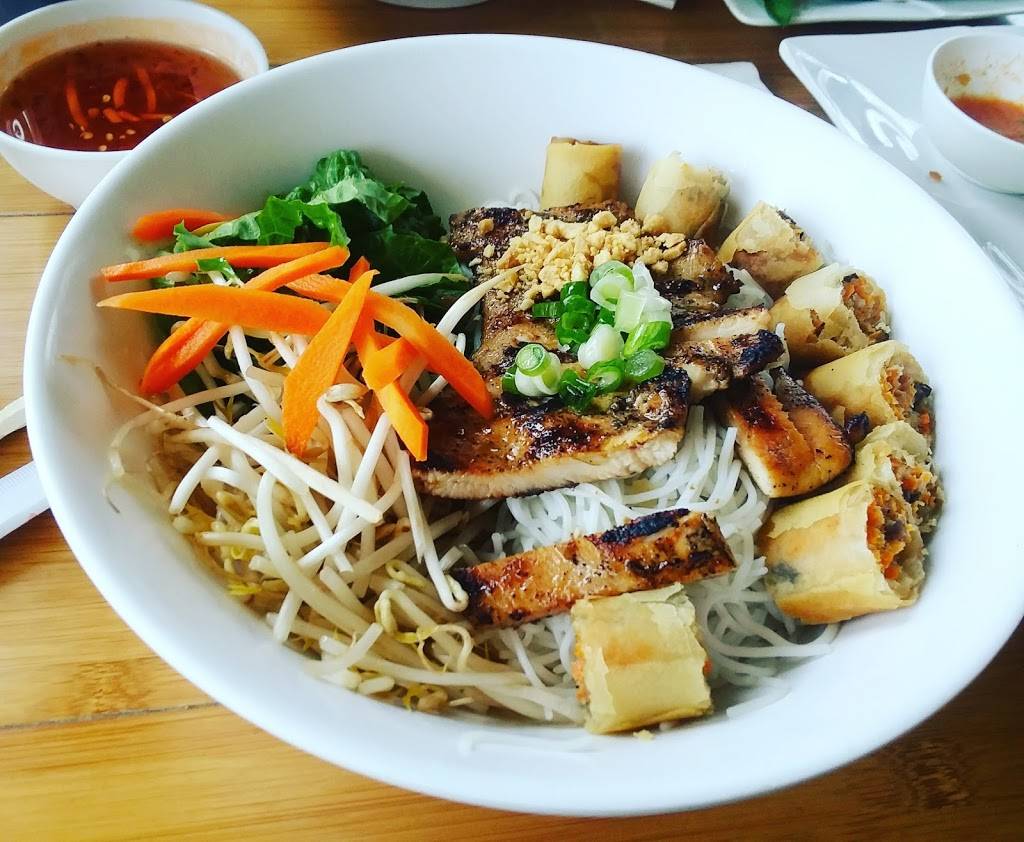 Pho Lee Vietnamese Restaurant | restaurant | 2601 N Interstate 35 Frontage Rd, Round Rock, TX 78664, USA | 5123108585 OR +1 512-310-8585