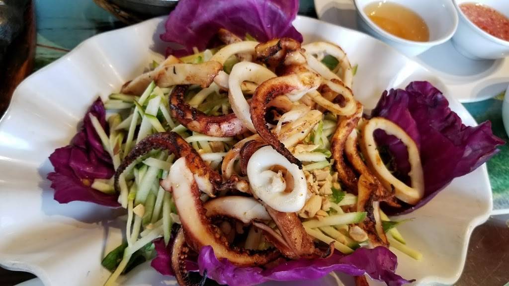 Huong Dong Co Noi | restaurant | 10451 Bolsa Ave #101, Westminster, CA 92683, USA | 7148391014 OR +1 714-839-1014