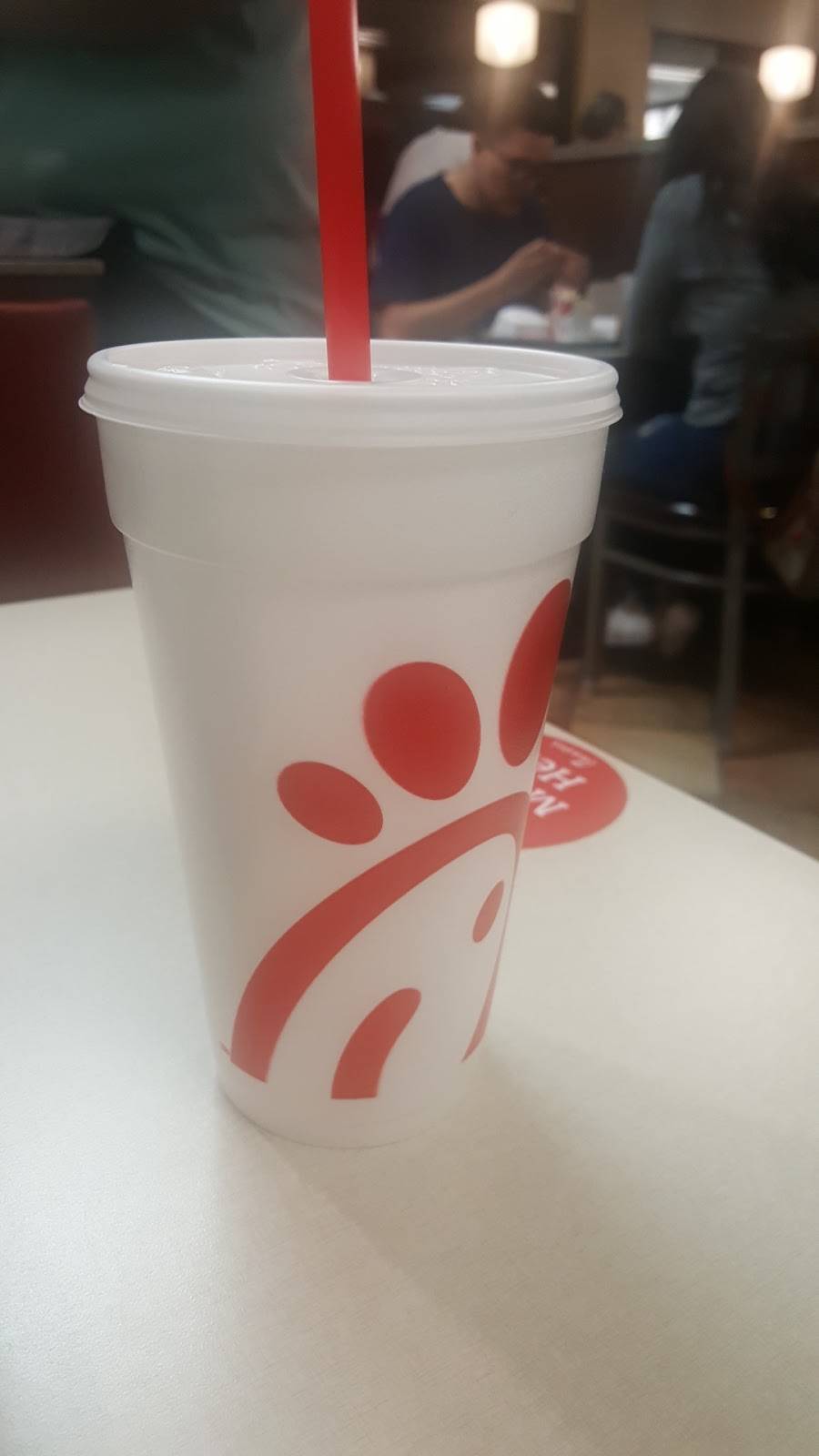 Chick-fil-A | restaurant | 2550 W Chandler Blvd, Chandler, AZ 85224, USA | 4808551555 OR +1 480-855-1555