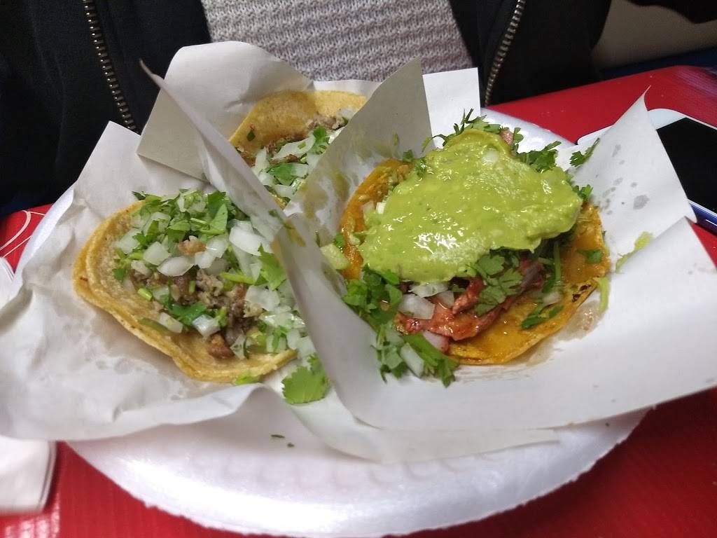 Tacos "El Sinaloense" | restaurant | Calle Alba Roja 12888, Hipodromo Dos, 22195 Tijuana, B.C., Mexico | 016646811067 OR +52 664 681 1067