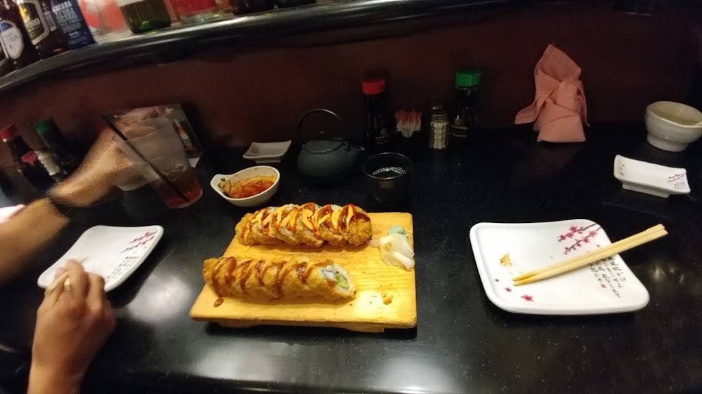 Sunnys Sushi, Steak, & Seafood House | restaurant | 8838 Viscount Blvd, El Paso, TX 79925, USA | 9153040386 OR +1 915-304-0386