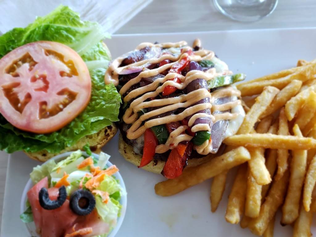 Knapps Landing | restaurant | 520 Sniffens Ln, Stratford, CT 06615, USA | 2033785999 OR +1 203-378-5999