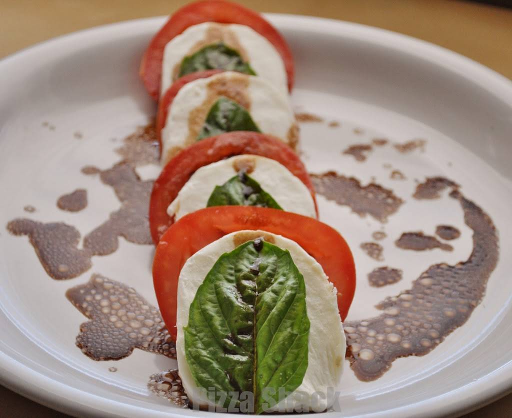 Alphonso’s Pizzeria Trattoria | restaurant | 525 Grand St, New York, NY 10002, USA | 2124773367 OR +1 212-477-3367