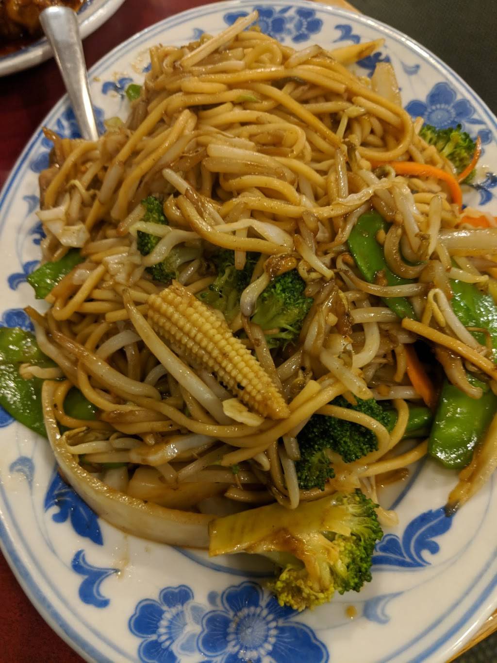 Splendid China | restaurant | 5975 S Cooper St # 121B, Arlington, TX 76017, USA | 8174682888 OR +1 817-468-2888