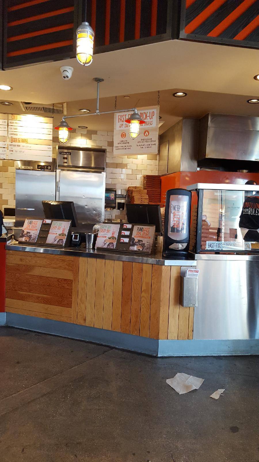 Blaze Pizza | meal takeaway | 2800 N Main St, Santa Ana, CA 92705, USA | 7144220601 OR +1 714-422-0601