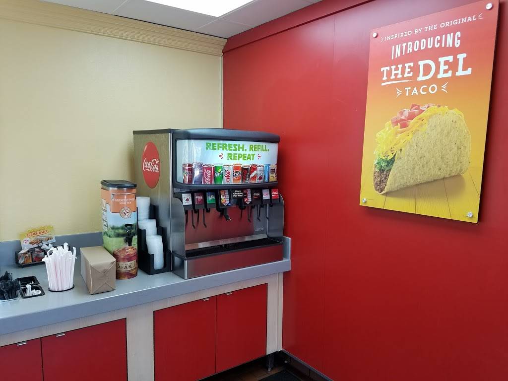 Del Taco | meal takeaway | 1037 E Bobier Dr, Vista, CA 92084, USA | 7609458294 OR +1 760-945-8294