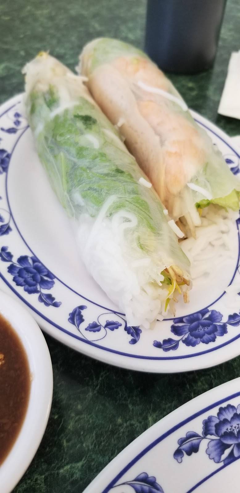 House of Pho | restaurant | 5700 100th St SW, Lakewood, WA 98499, USA | 2539830365 OR +1 253-983-0365