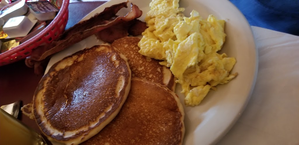 Iron Horse | restaurant | 49916, Chassell, MI 49916, USA | 9064814023 OR +1 906-481-4023