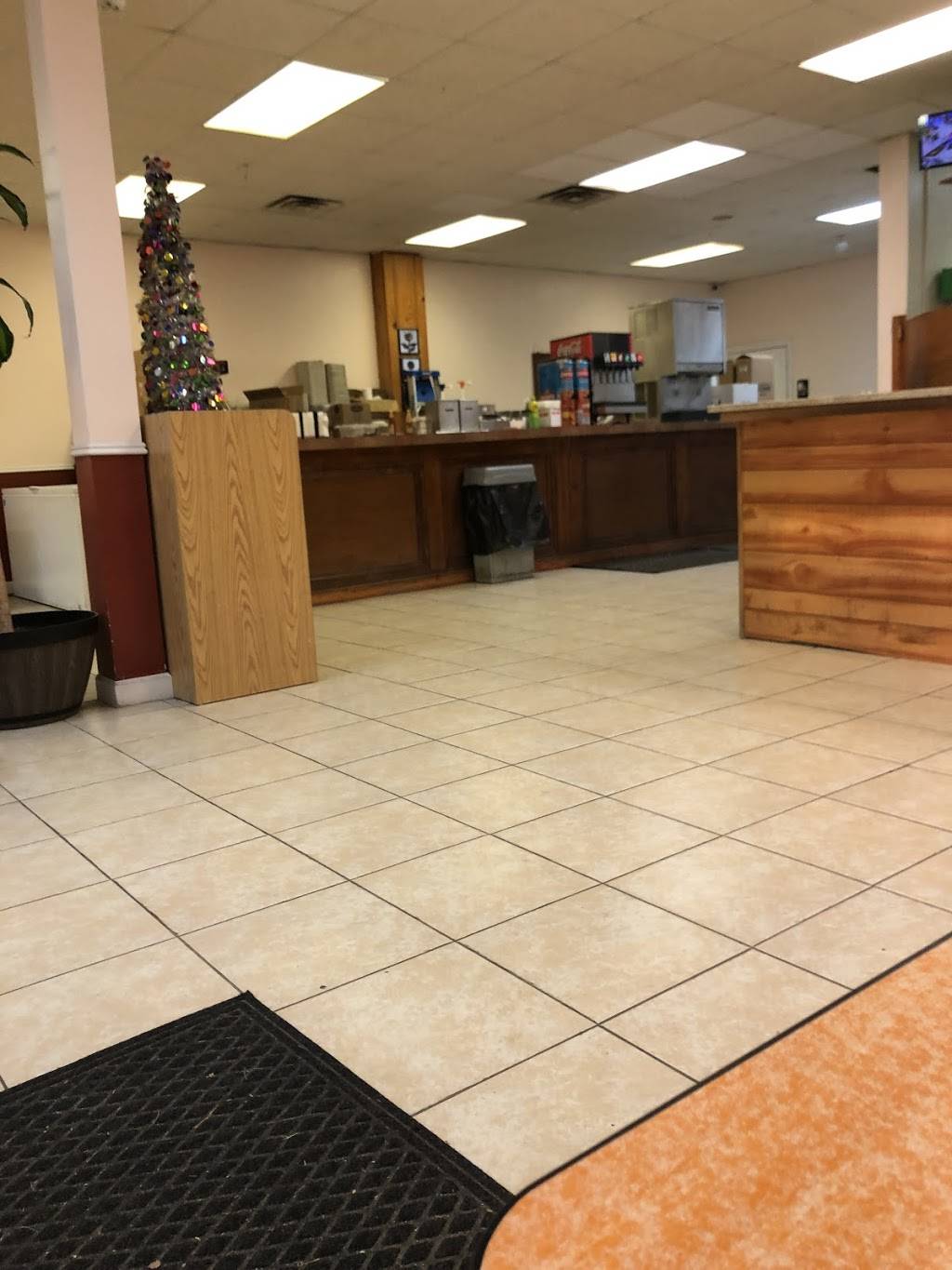 Johns Seafood & Poboy | restaurant | 305 S Burnside Ave, Gonzales, LA 70737, USA | 2256448728 OR +1 225-644-8728