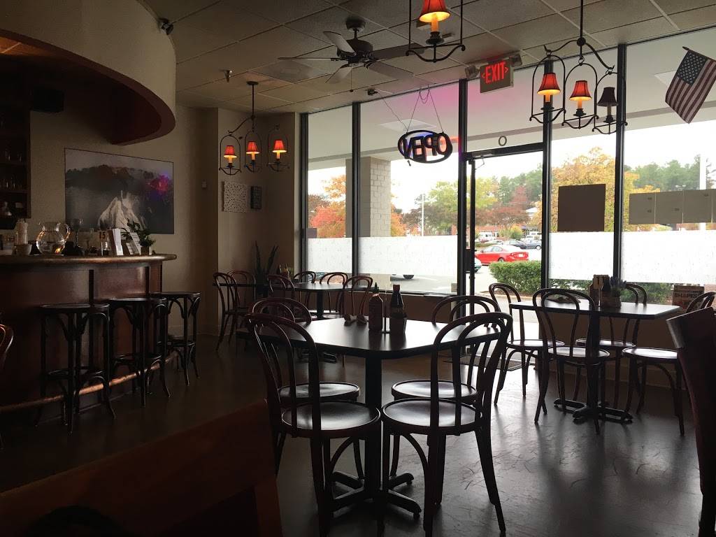 Queen Of Pho | restaurant | Timberlyne Shopping Center, Suite O, 1129 Weaver Dairy Rd, Chapel Hill, NC 27514, USA | 9199038280 OR +1 919-903-8280