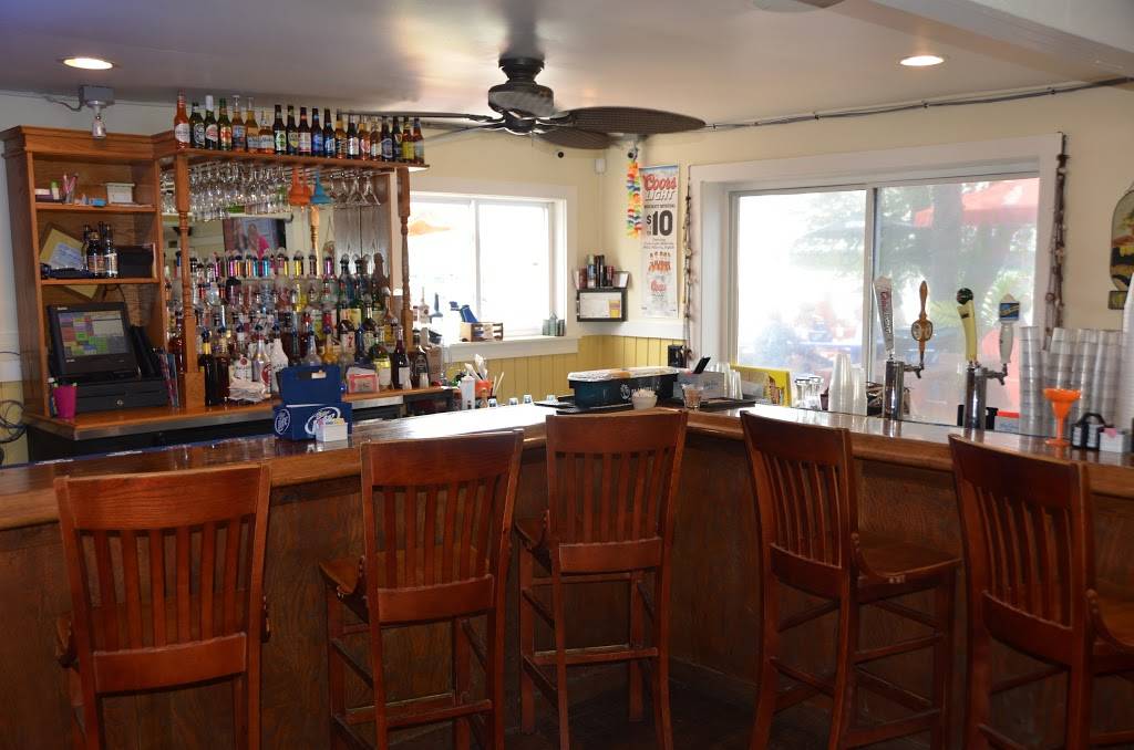 Sandbar Grill | restaurant | 13118 Lake Shore Dr, Cedar Lake, IN 46303, USA | 2193745777 OR +1 219-374-5777