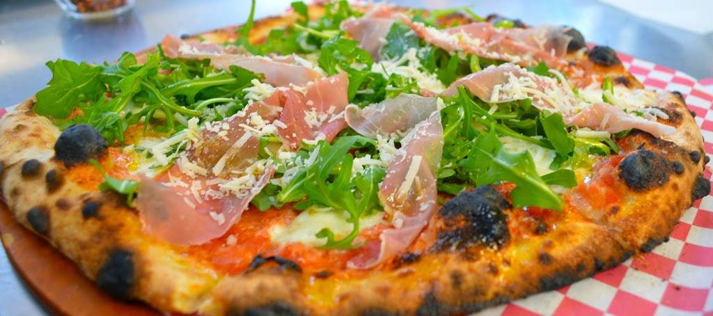 Carmel Pizza Company | restaurant | 2826 Jones St, San Francisco, CA 94133, USA | 4156761185 OR +1 415-676-1185