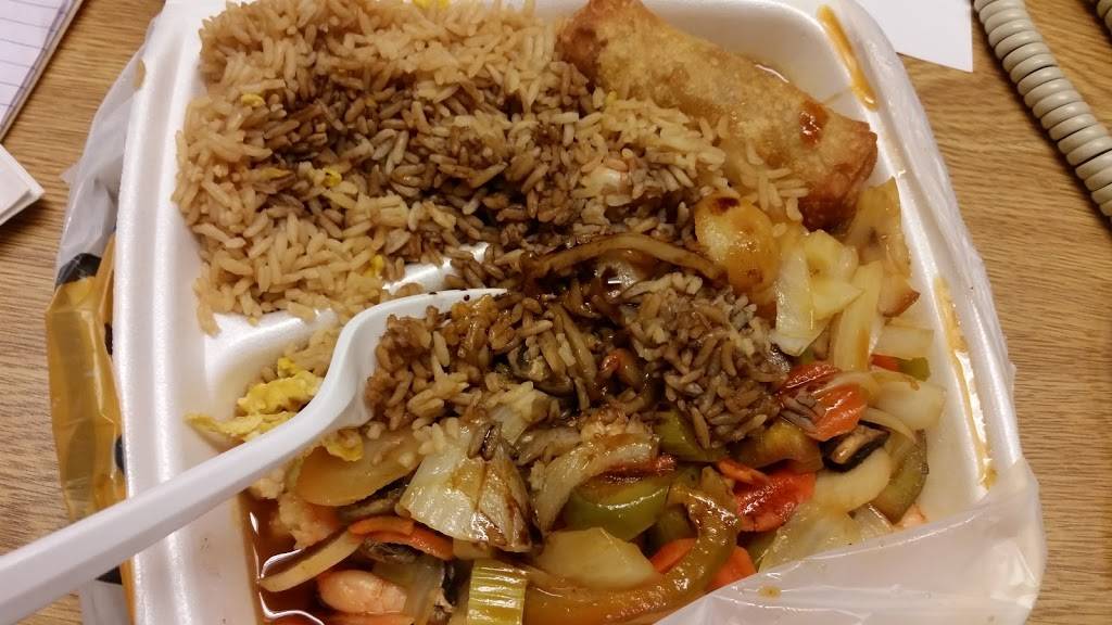 Shanghai Express | restaurant | 2404 Wards Rd, Lynchburg, VA 24502, USA | 4342378899 OR +1 434-237-8899