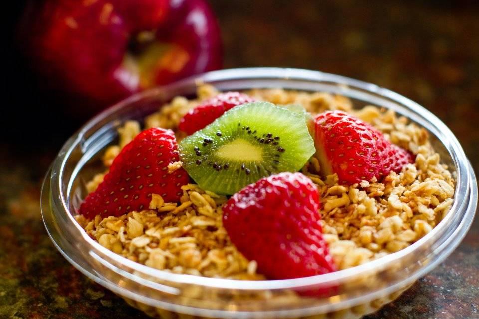 Redwood Deli | meal takeaway | 118-18 Queens Blvd, Forest Hills, NY 11375, USA | 7182619326 OR +1 718-261-9326