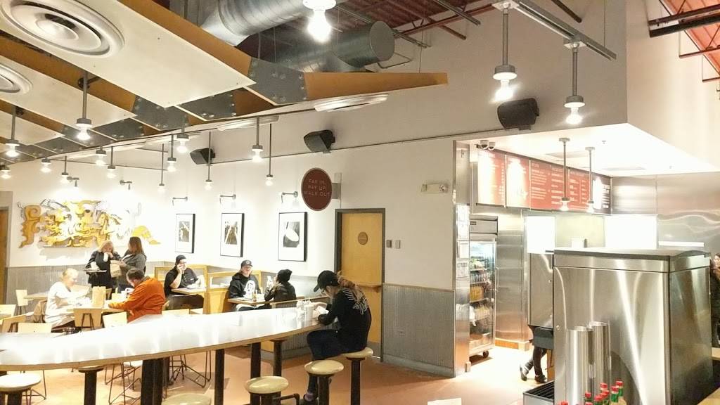 Chipotle Mexican Grill | restaurant | 412 S Randall Rd, Algonquin, IL 60102, USA | 8474581030 OR +1 847-458-1030