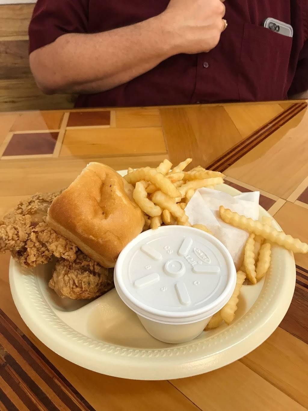 Bushs Chicken Waco | restaurant | 3632 N 19th St, Waco, TX 76708, USA | 2547570400 OR +1 254-757-0400