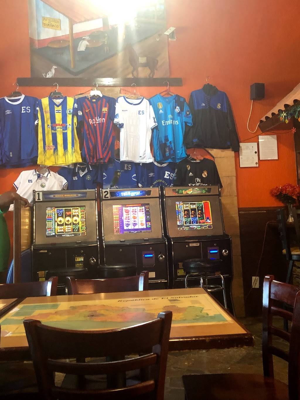 El Guanaco | restaurant | 3616 Atlanta Hwy, Flowery Branch, GA 30542, USA | 7705361390 OR +1 770-536-1390