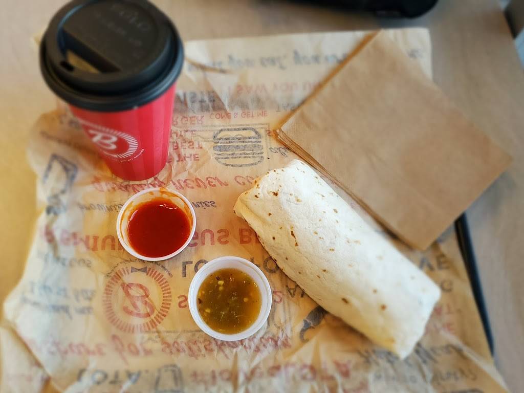 Blakes Lotaburger | restaurant | 7017 N Mesa St, El Paso, TX 79912, USA | 9157306264 OR +1 915-730-6264