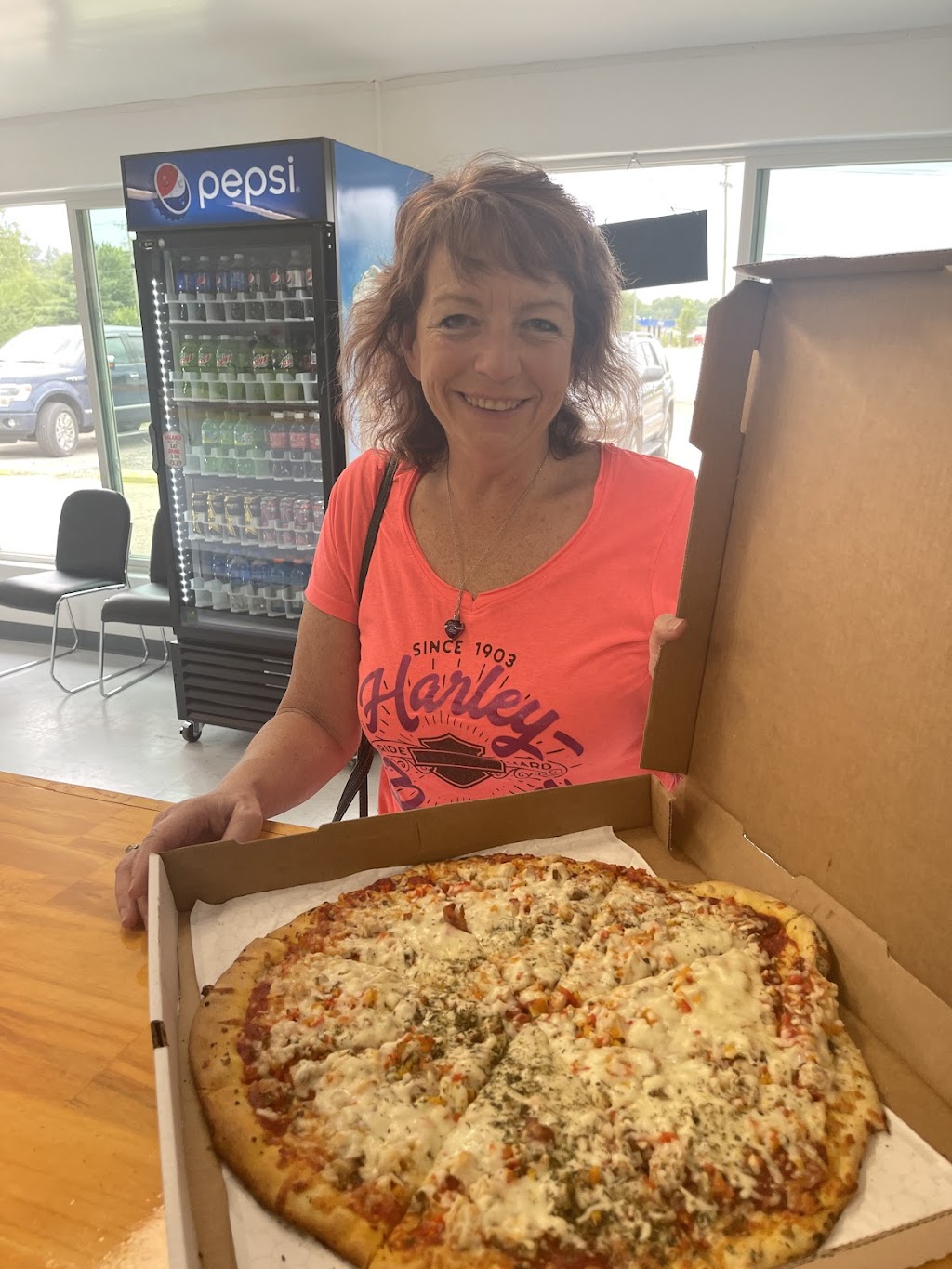 Freshieez | restaurant | 24968 Co Rd 6, Elkhart, IN 46514, USA | 5742669777 OR +1 574-266-9777