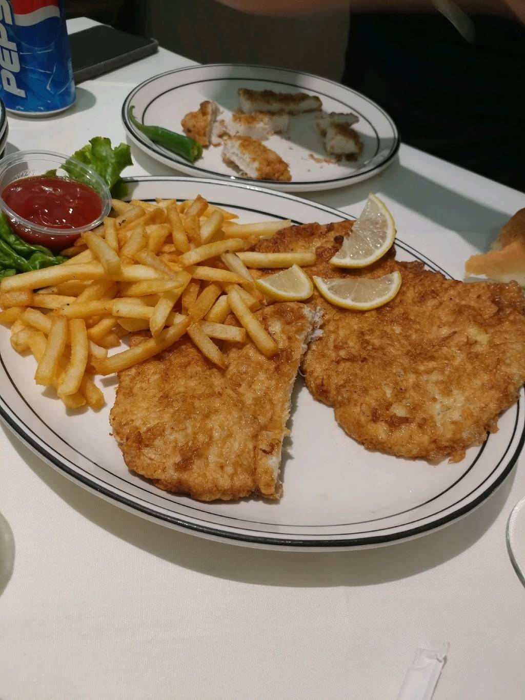 Dunarea Restaurant | restaurant | 821 N Euclid St, Anaheim, CA 92801, USA | 7147727233 OR +1 714-772-7233