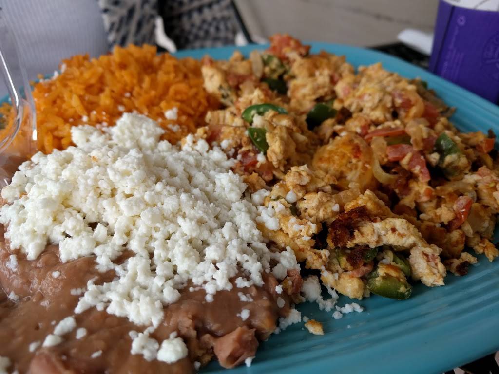 Reyes Market | restaurant | 4795 Carpinteria Ave, Carpinteria, CA 93013, USA | 8056842212 OR +1 805-684-2212