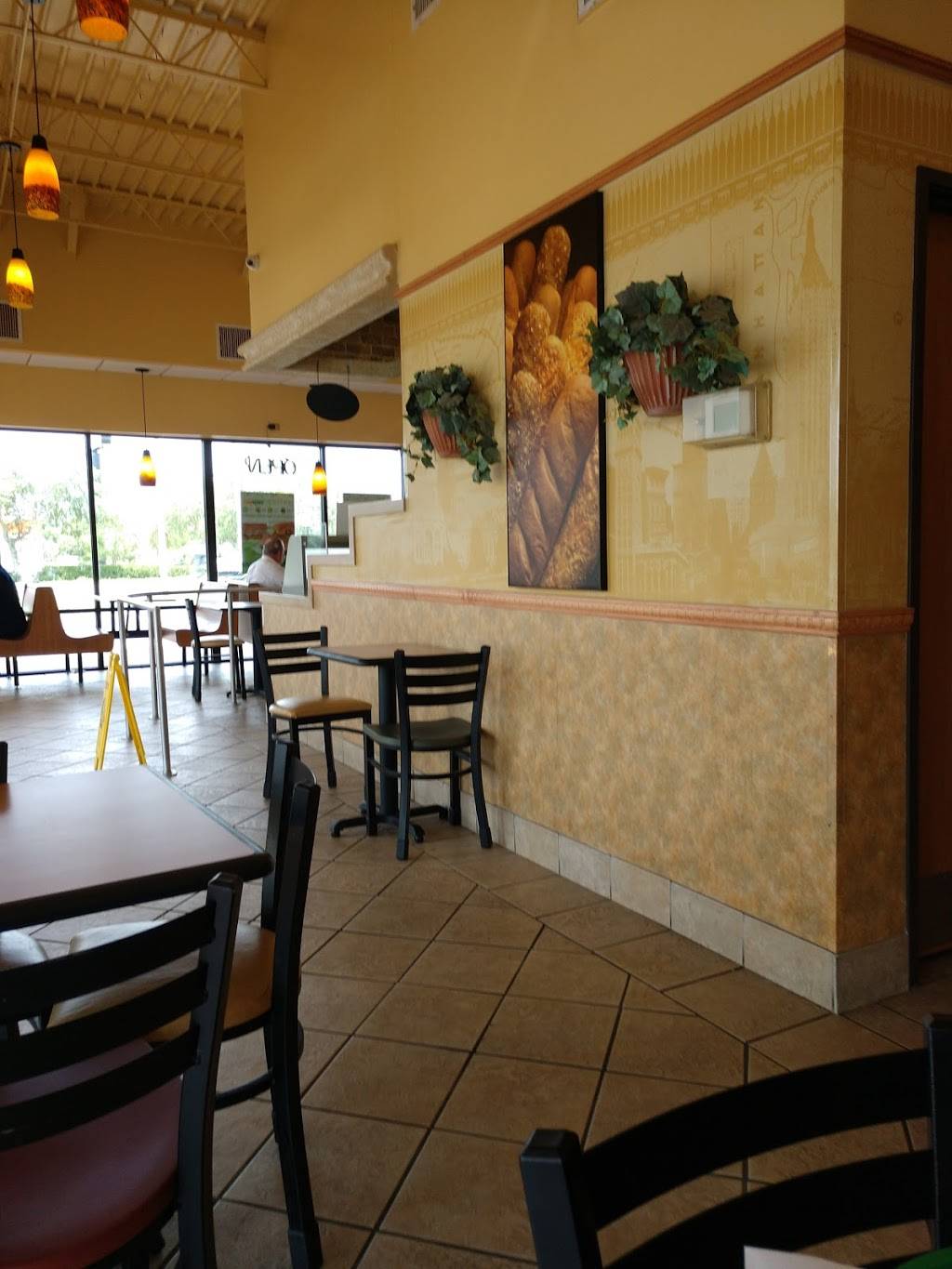 Subway Restaurants | restaurant | 5394-5396 Spring Hill Dr, Spring Hill, FL 34606, USA | 3526860992 OR +1 352-686-0992