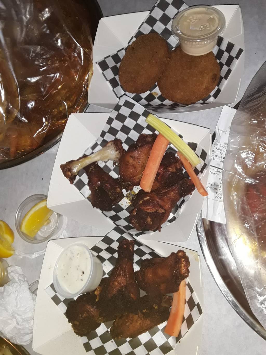 Mr. & Mrs. Crab Juicy Seafood & Bar | restaurant | 9131 US 49, Gulfport, MS 39503, USA | 2285962728 OR +1 228-596-2728