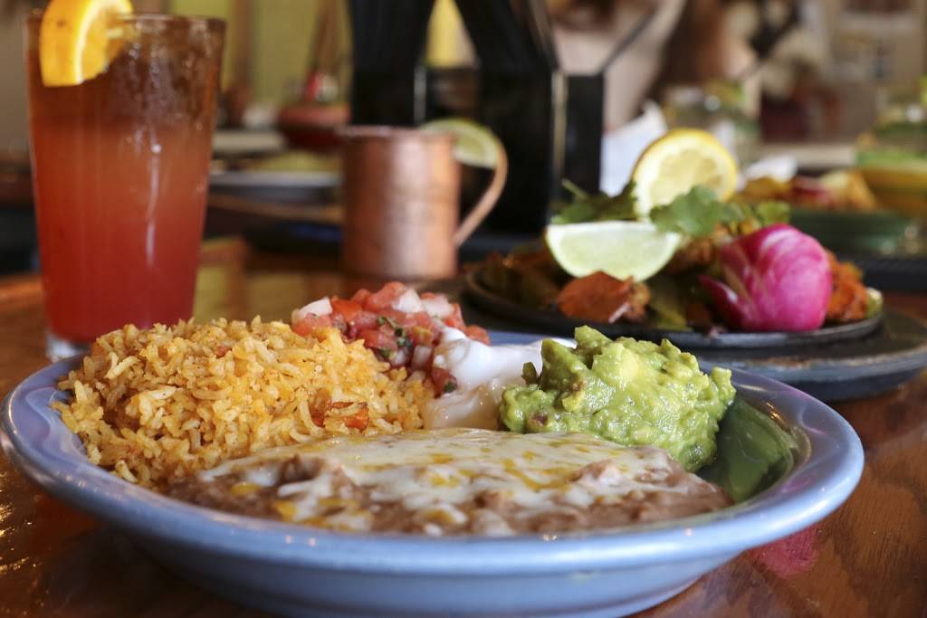 Qbole! Mexican Cocina & Cantina | restaurant | 718 Sutter St #201, Folsom, CA 95630, USA | 9163575242 OR +1 916-357-5242