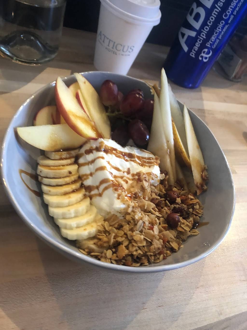 red hills kitchen | restaurant | 530 NE 4th St, McMinnville, OR 97128, USA | 5038839199 OR +1 503-883-9199