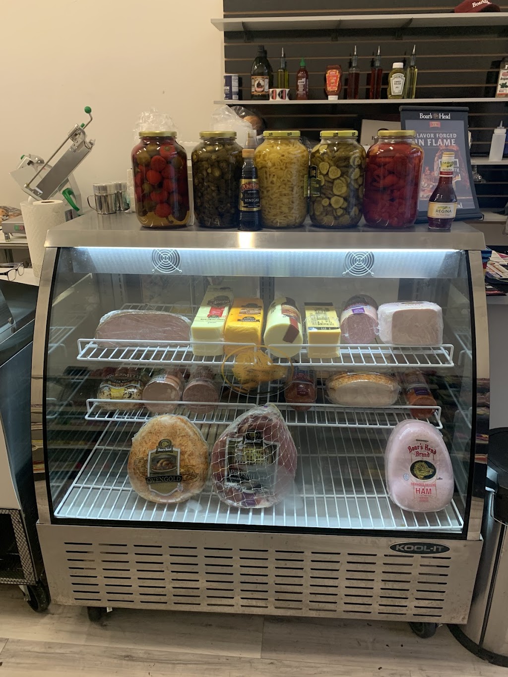 Cooper Mart | restaurant | 9640 Stirling Rd #106, Cooper City, FL 33024, USA | 9542458757 OR +1 954-245-8757