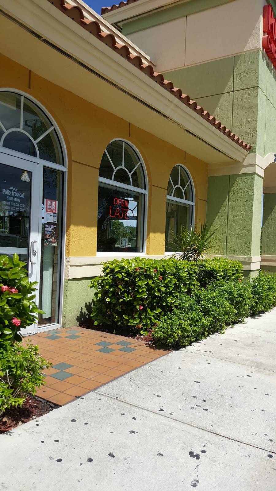Pollo Tropical | restaurant | 3094 NE 41st Pl, Homestead, FL 33033, USA | 3052474909 OR +1 305-247-4909