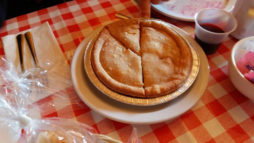 Cabane A Sucre Chez Dany | restaurant | 195 Rue de la Sablière, Trois-Rivières, QC G9B 7A9, Canada | 8193704769 OR +1 819-370-4769