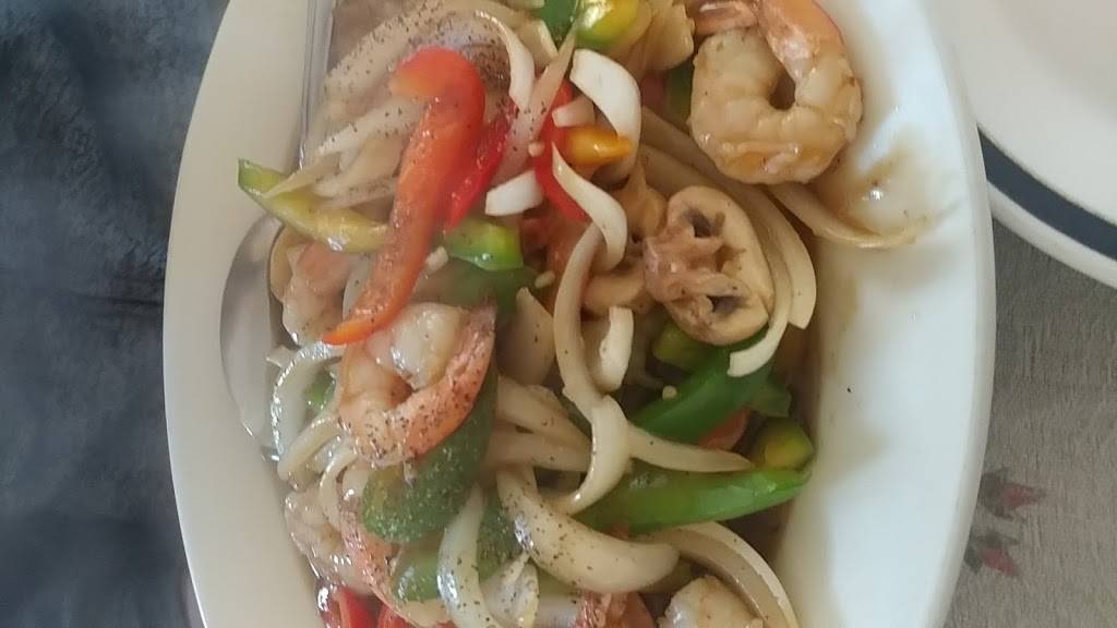 Houakhong | restaurant | 85 E 13th St, Merced, CA 95341, USA | 2097225541 OR +1 209-722-5541