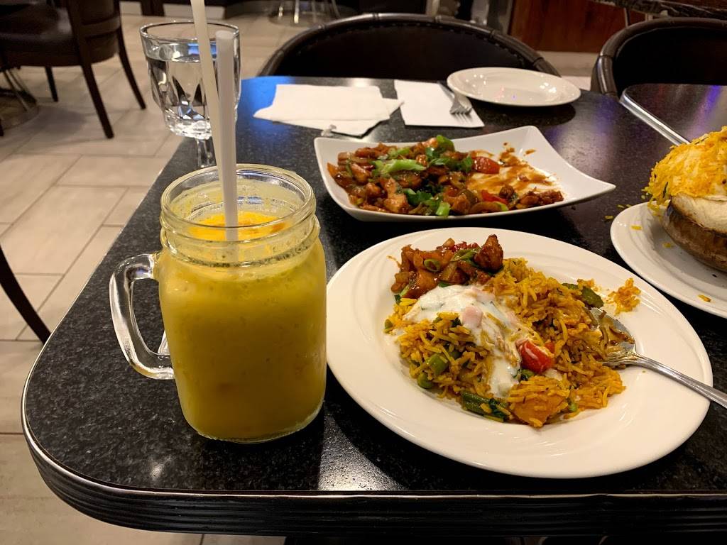 Indian Curry Express & Bar: Fine Dine In Cuisine, Best Momos | restaurant | 47 Queen St W, Brampton, ON L6Y 1L9, Canada | 9054504300 OR +1 905-450-4300